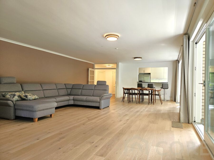 Direkt einziehen in: 4 Zimmer Wohlfühl-Wohnung mit Sauna & Schwimmbad, 22399 Hamburg / Poppenbüttel, Erdgeschosswohnung